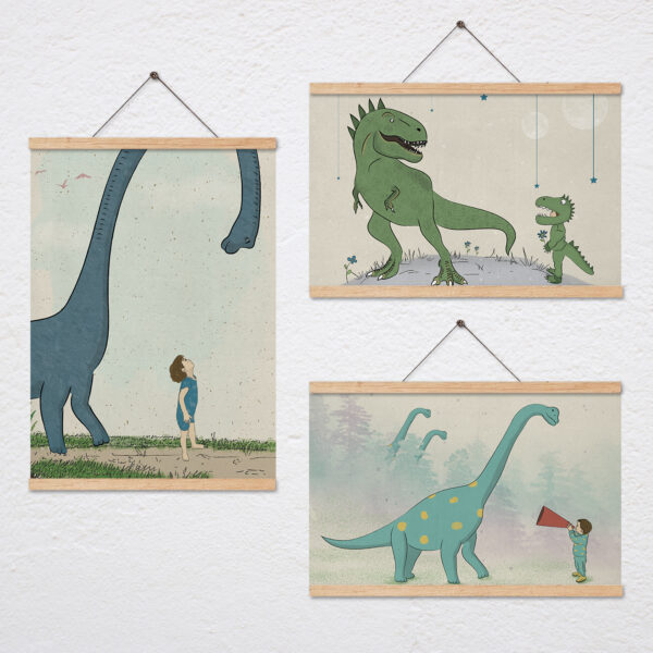שלושה ציורים עם מתלה-דינוזאורים