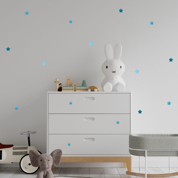 מדבקות קיר זוהרות בחושך לחדרי תינוקות/ילדים – כוכבים כחולים